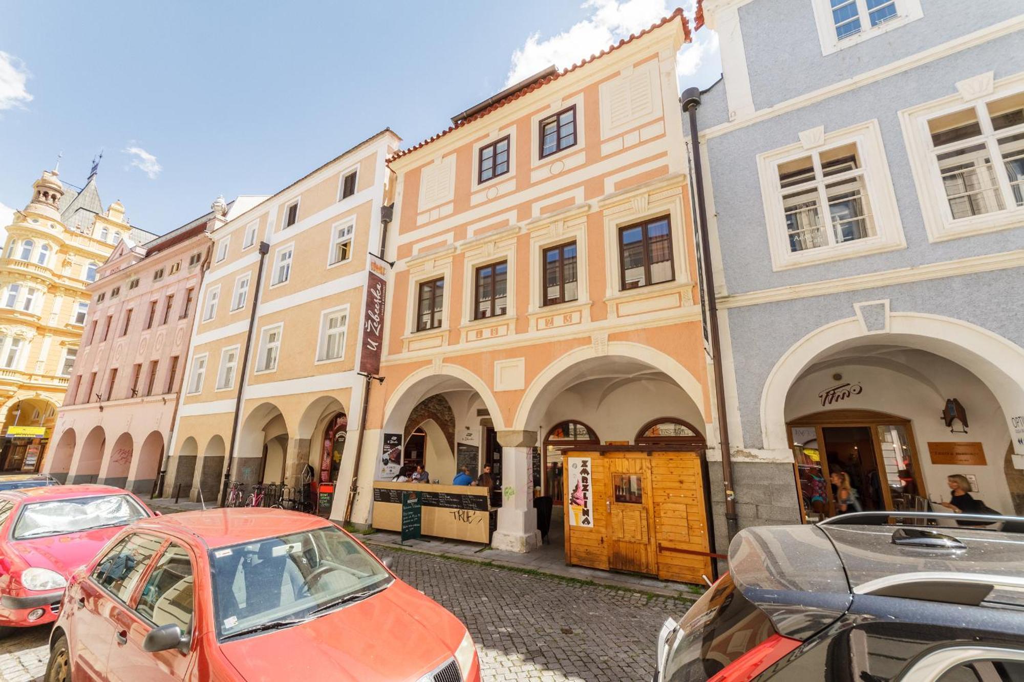 Old Town Charles Apartments Ceske Budejovice Exterior photo